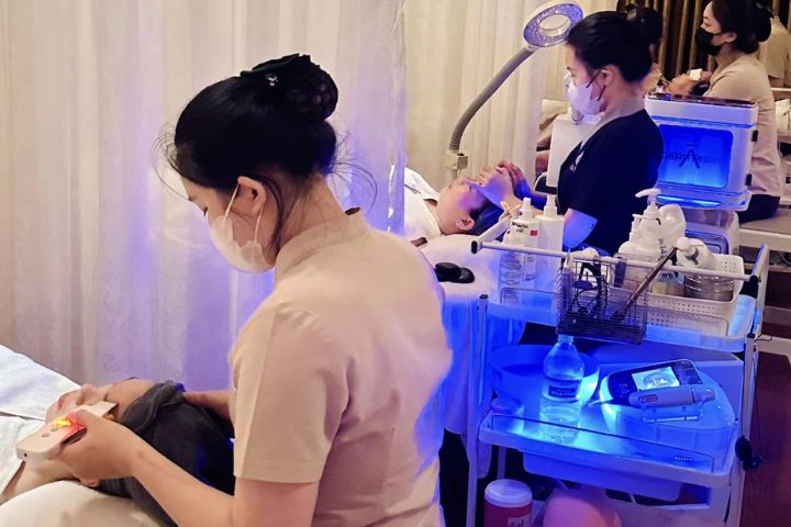Sen Hồng Clinic Rạch Giá