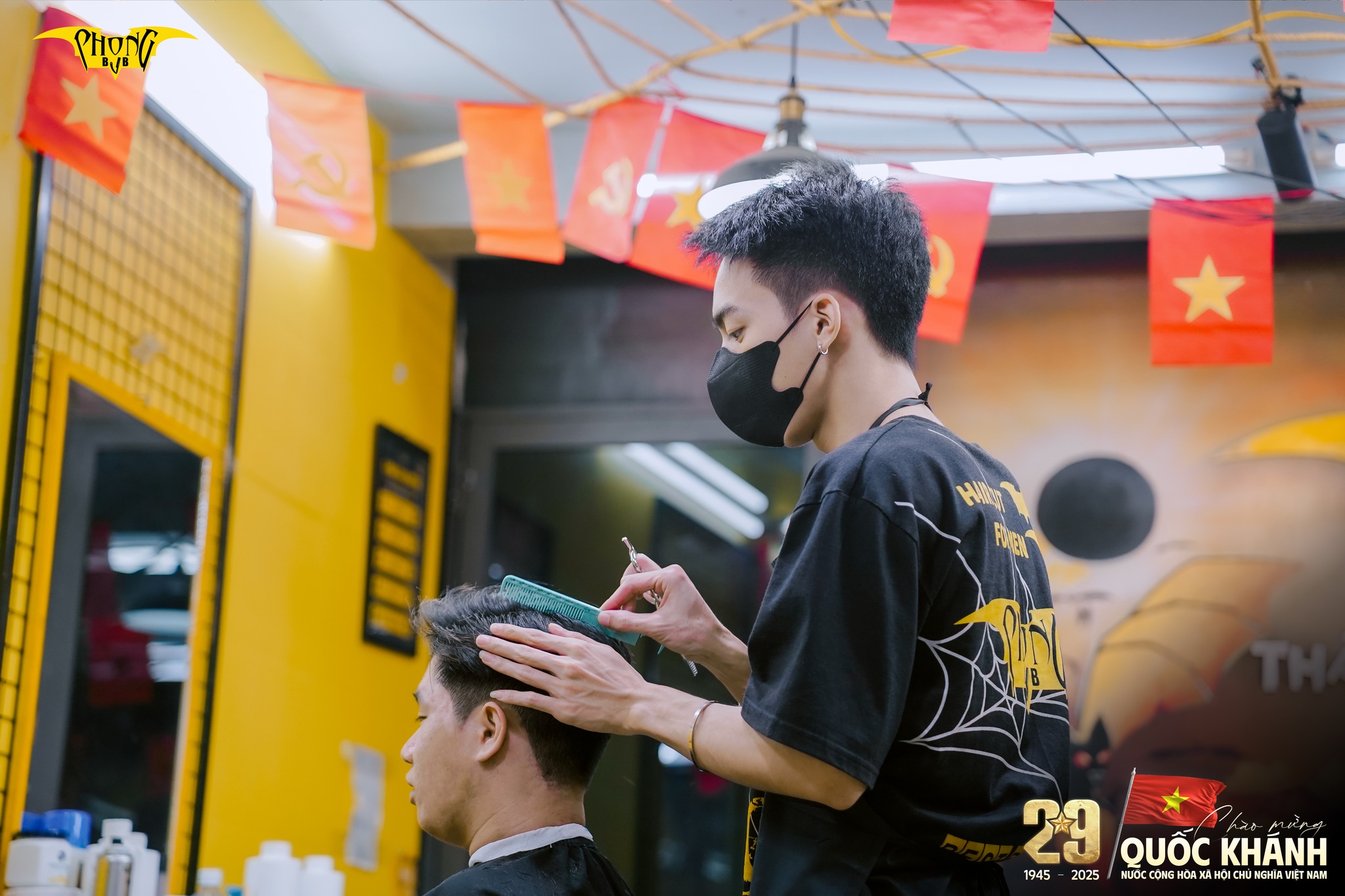 Lịch cắt tóc tháng 10 2025