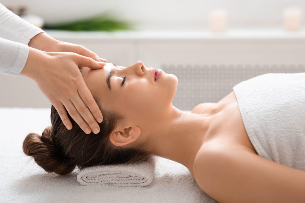 lin beauty spa 2048x1365 1